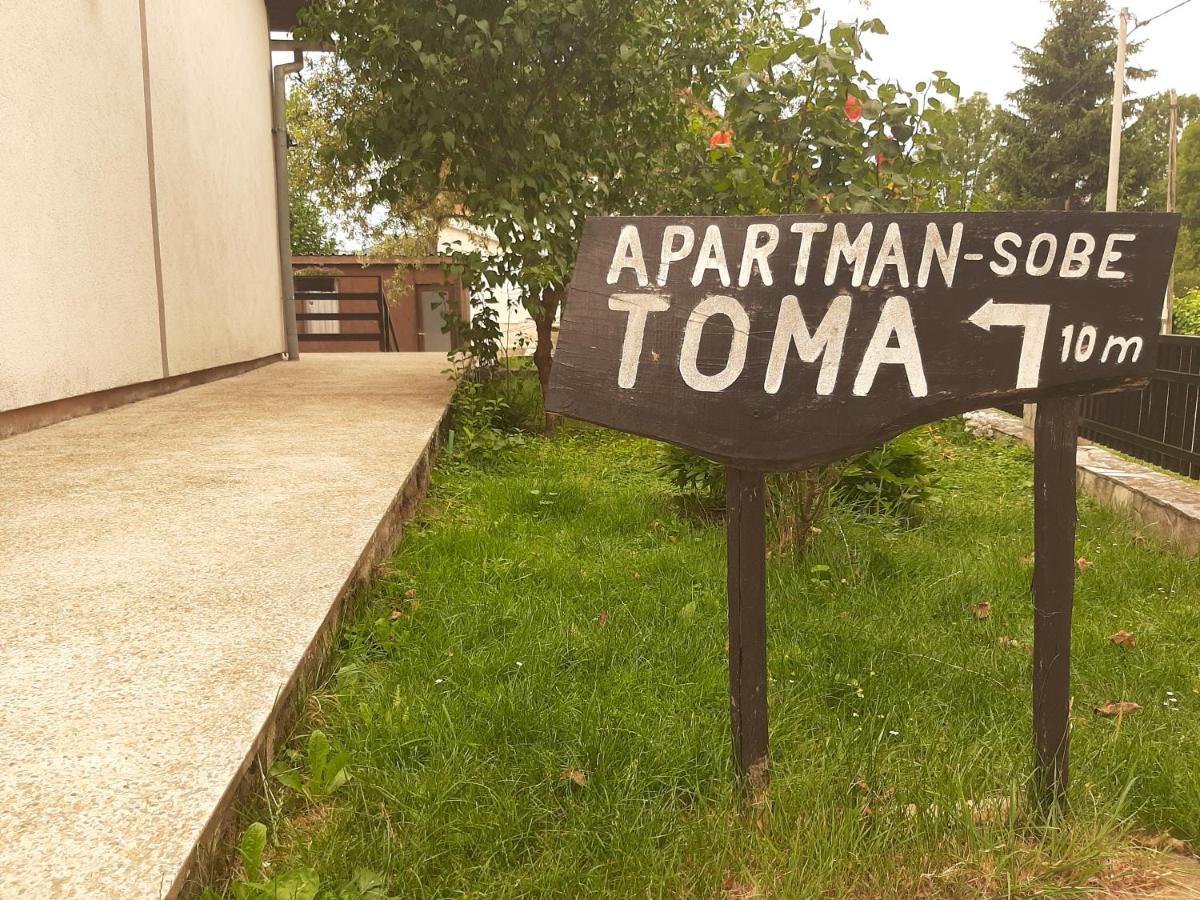 Apartment & Room Toma Smoljanac Exterior foto